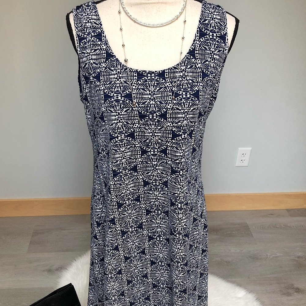 NorthStyle Navy & White Luxe Sand Dollar Print Stretchy Maxi Dress Size 14